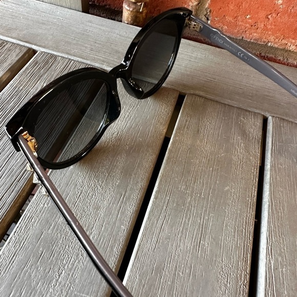 FENDI Fun Fair FF 0268 807 FQ Black Cat Eye Round Sunglasses Mirror lens no case - Picture 10 of 17